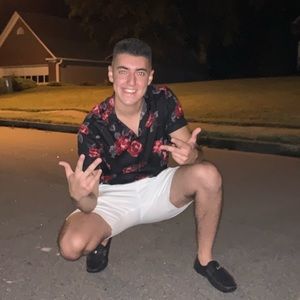 Meet your Posher, Johnathan